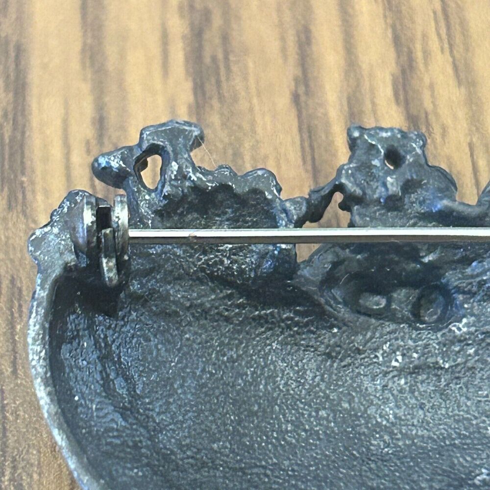Pewter Noah’s Ark Brooch Pin Biblical Religious Silver Tone AJC Signed - Picture 4 of 7